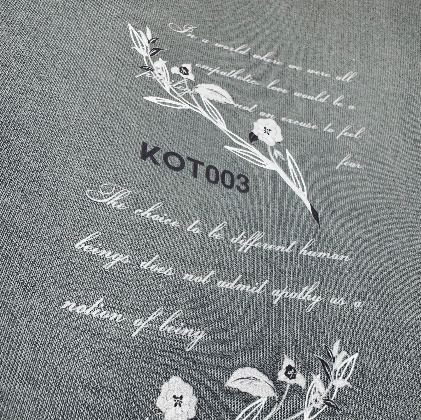 KINESIS OVERSIZE T-SHIRT