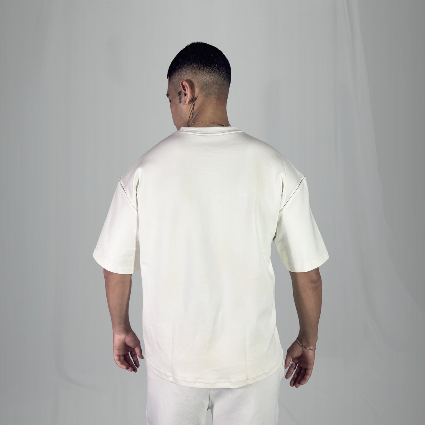 WHITESTAR OVERSIZE T-SHIRT